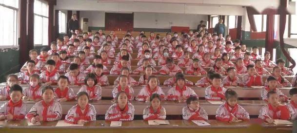 月销量“稳定”卡在1.1万辆，比亚迪腾势止步不前